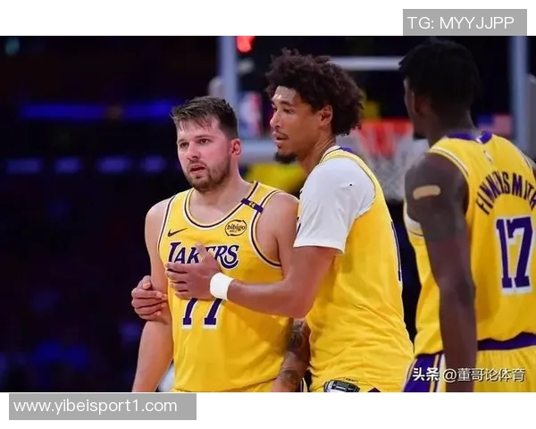 雷迪克透露艾顿与东契奇合练情况詹姆斯仍未能与球队合练