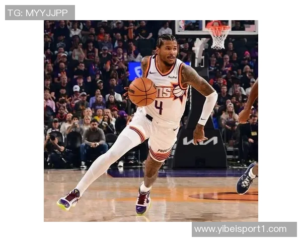 杰伦布朗首节表现抢眼8投5中贡献12分2篮板3助攻助力球队连连得分