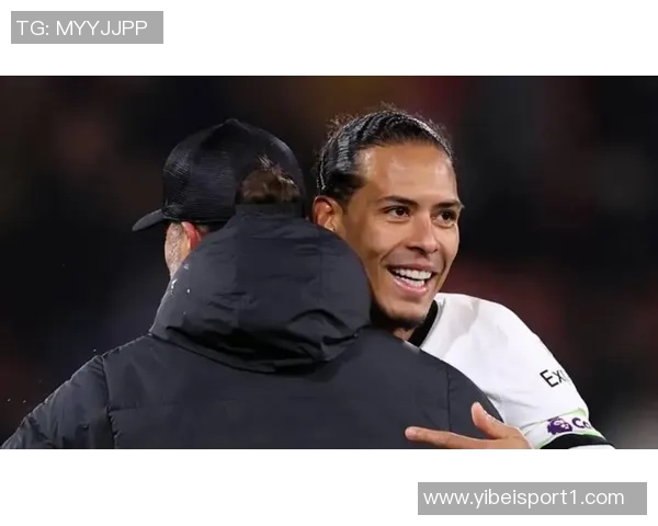 英超2025最佳阵容揭晓哈兰德与B费领衔范戴克赖斯强势入选 英超2025最佳阵容揭晓哈兰德与B费领衔范戴克赖斯强势入选