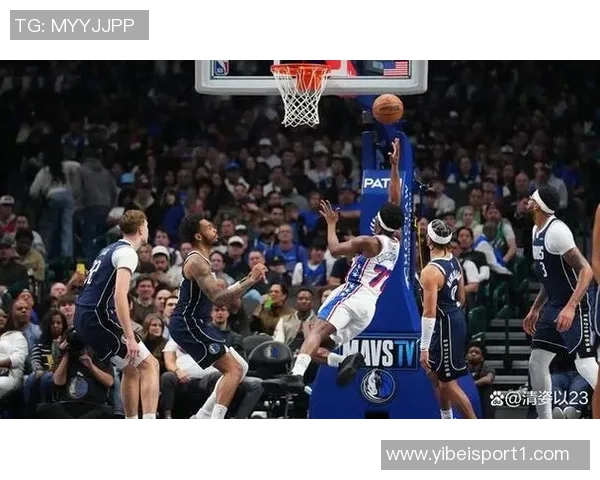 埃奇库姆表现出色如老将10投6中三分5中3罚球10中7砍下22分4篮板5助攻